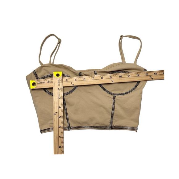 Princess Polly Size Medium (4) Tank - Picture 2 of 5